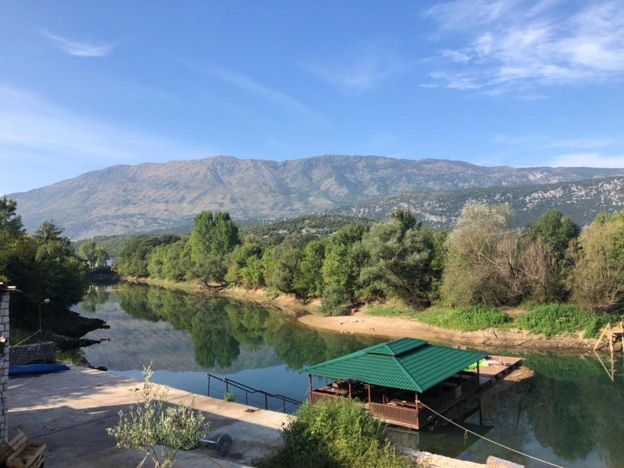 Splav "Slap" - Bungalovi Danilovgrad Dış mekan fotoğraf