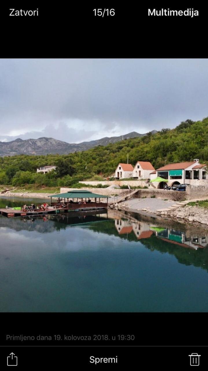 Splav "Slap" - Bungalovi Danilovgrad Dış mekan fotoğraf